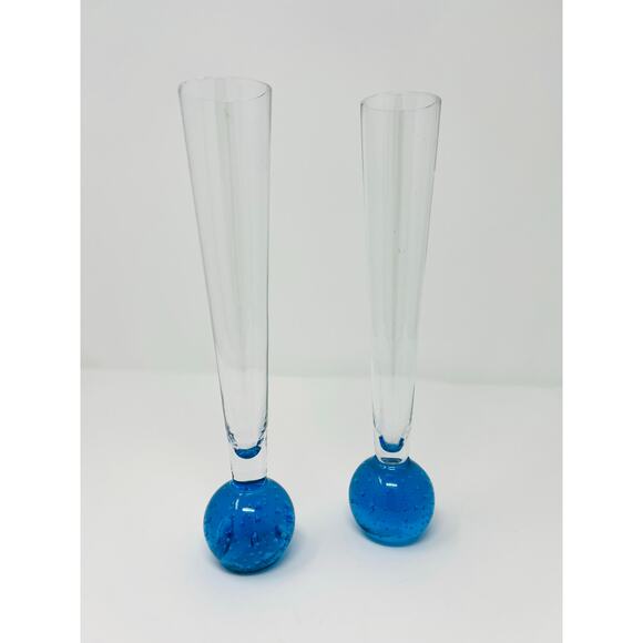 Vintage Blue Bubble Glass Bud Vase 8" Hand-blown Controlled Air MCM Star Trek - Picture 1 of 3